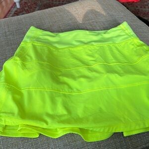 Lululemon Skirt Size 2 NWOT